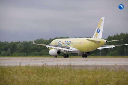 SSJ-100